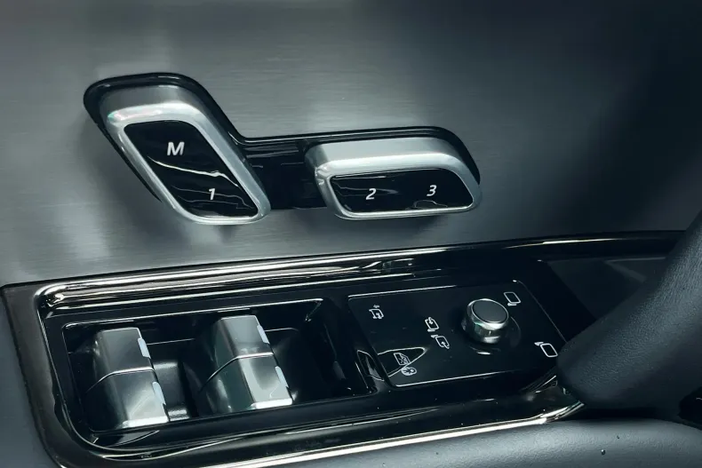 Land Rover Range Rover Sport din 2025 cu 20.084 km - oferta LAN192170 - foto 23