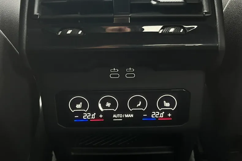 BMW 520d (Seria 5) din 2024 cu 35.820 km - oferta BMW192171 - foto 12