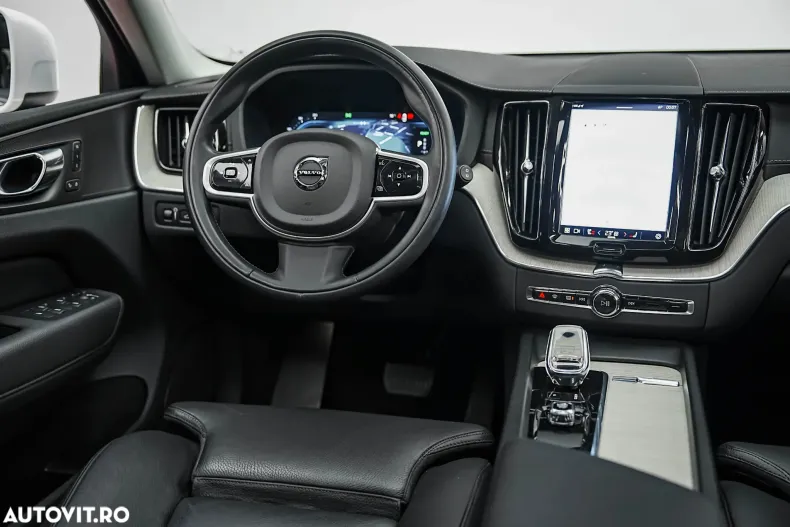 Volvo XC60 din 2022 cu 88.000 km - oferta VOL192181 - foto 14