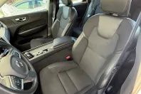 Volvo XC60 din 2020 cu 104.545 km - oferta VOL192187 - foto 9