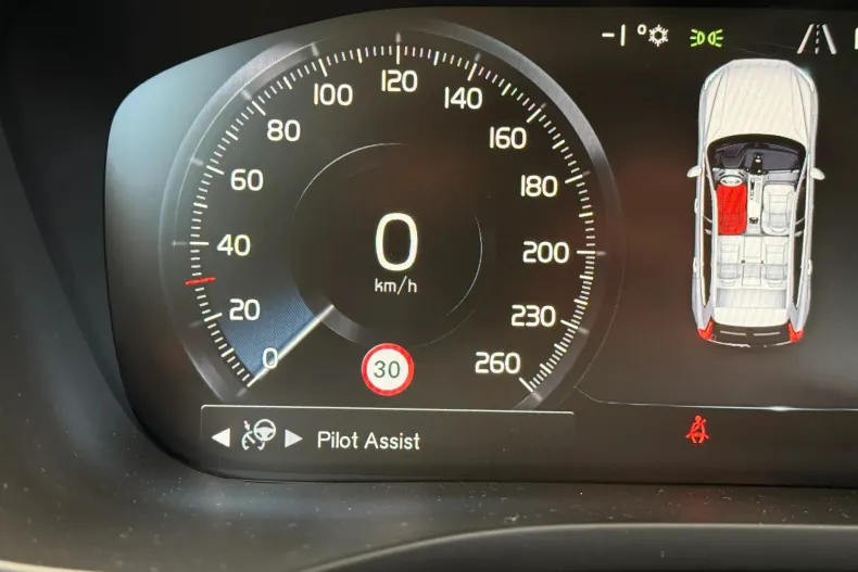 Volvo XC60 din 2020 cu 104.545 km - oferta VOL192187 - foto 27