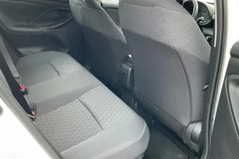 Toyota Yaris din 2023 cu 11.073 km - oferta TOY192190 - foto 7