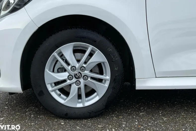 Toyota Yaris din 2023 cu 11.073 km - oferta TOY192190 - foto 16