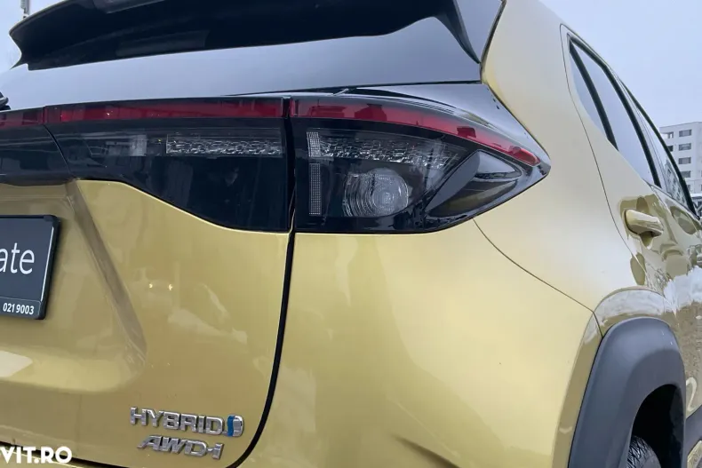 Toyota Yaris Cross din 2023 cu 11.329 km - oferta TOY192192 - foto 21
