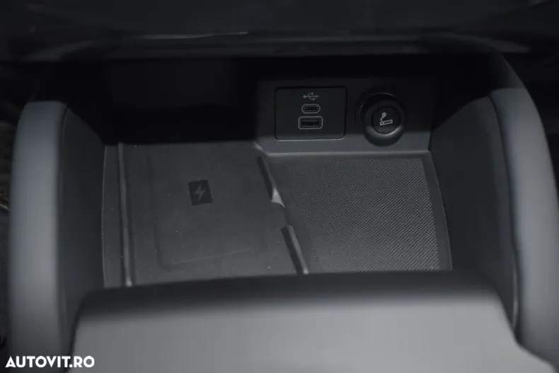 Ford Kuga din 2025 cu 1 km - oferta FOR192198 - foto 29