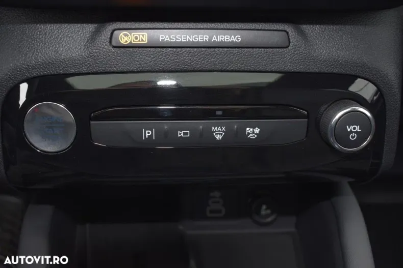 Ford Kuga din 2025 cu 1 km - oferta FOR192198 - foto 30