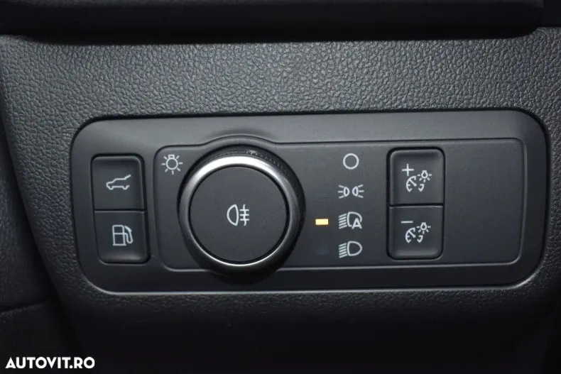 Ford Kuga din 2025 cu 1 km - oferta FOR192198 - foto 36