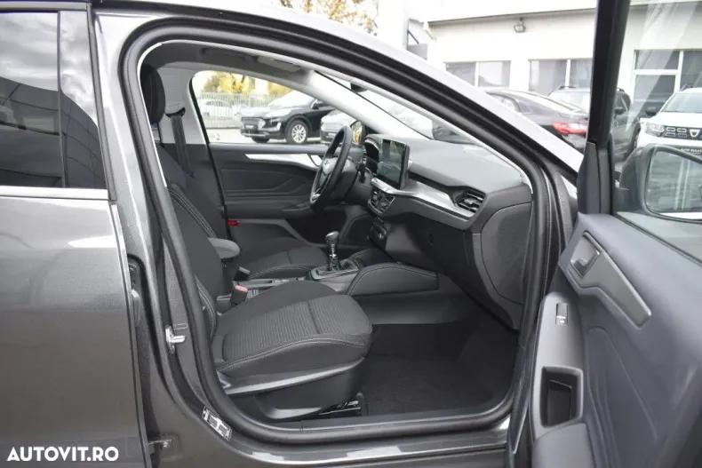 Ford Focus din 2025 cu 1 km - oferta FOR192199 - foto 15