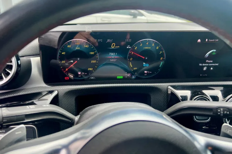 Mercedes-Benz CLA 250 (Clasa CLA) din 2023 cu 14.937 km - oferta MER192208 - foto 10