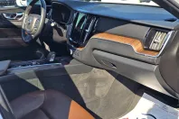 Volvo XC60 din 2021 cu 91.705 km - oferta VOL192209 - foto 12