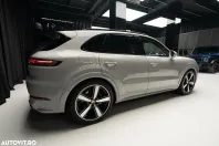 Porsche Cayenne din 2024 cu 13.650 km - oferta POR192214 - foto 13