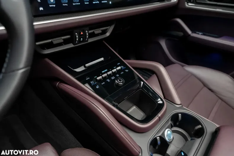 Porsche Cayenne din 2024 cu 13.650 km - oferta POR192214 - foto 19