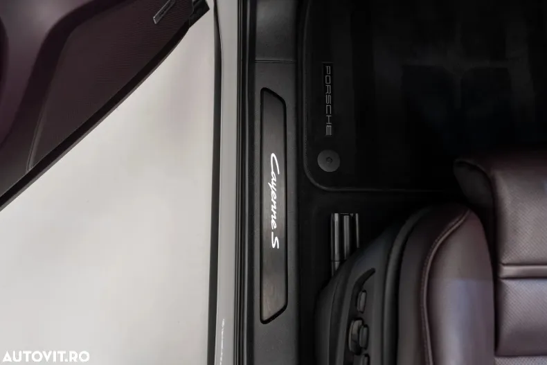 Porsche Cayenne din 2024 cu 13.650 km - oferta POR192214 - foto 27