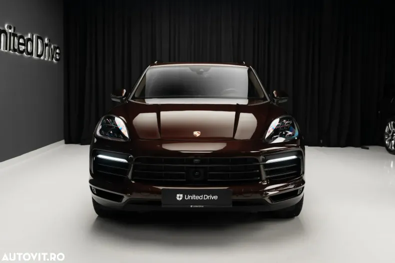 Porsche Cayenne din 2020 cu 67.600 km - oferta POR192215 - foto 2