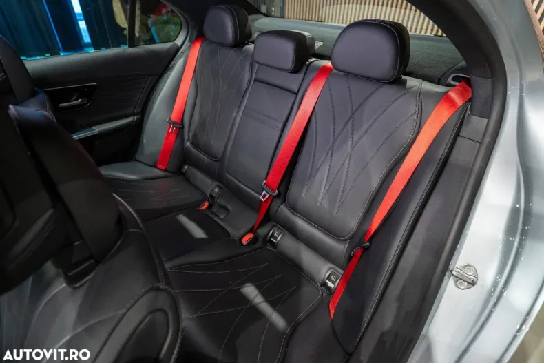 Mercedes-Benz C din 2023 cu 40.964 km - oferta MER192217 - foto 35