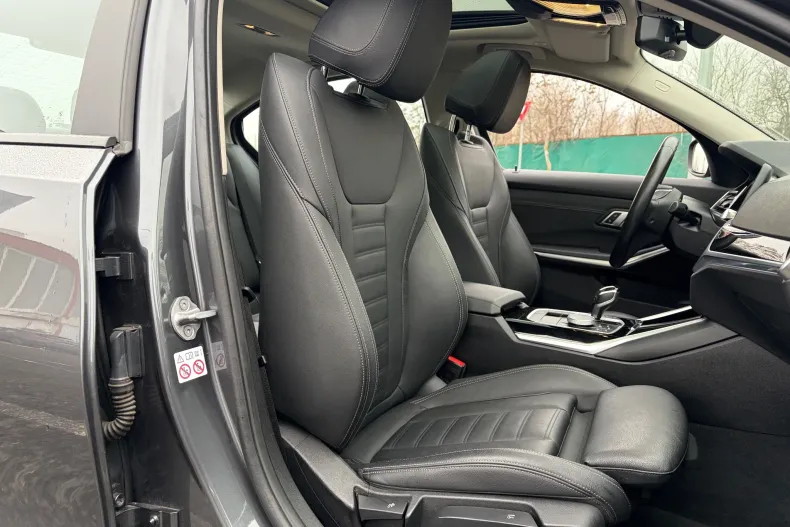 BMW 330e (Seria 3) din 2021 cu 95.200 km - oferta BMW192219 - foto 30