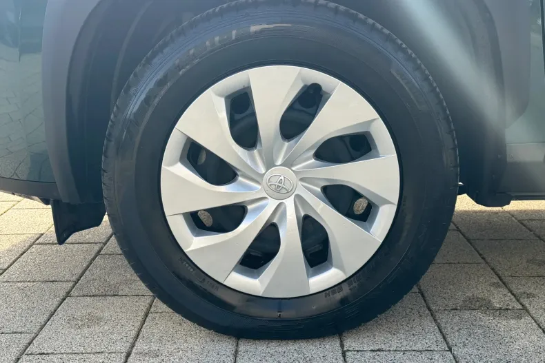 Toyota Yaris Cross din 2025 cu 3.050 km - oferta TOY192226 - foto 29