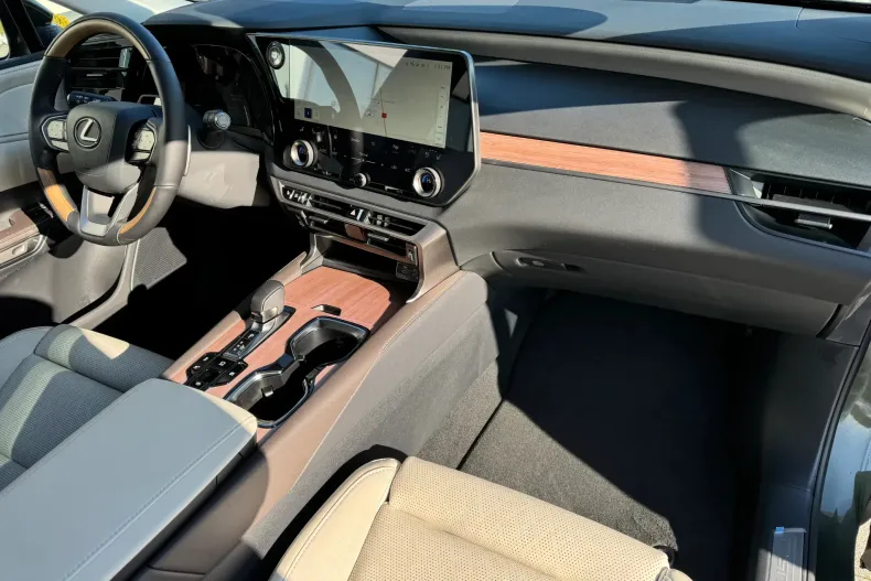 Lexus Seria RX din 2025 cu 7 km - oferta LEX192228 - foto 22