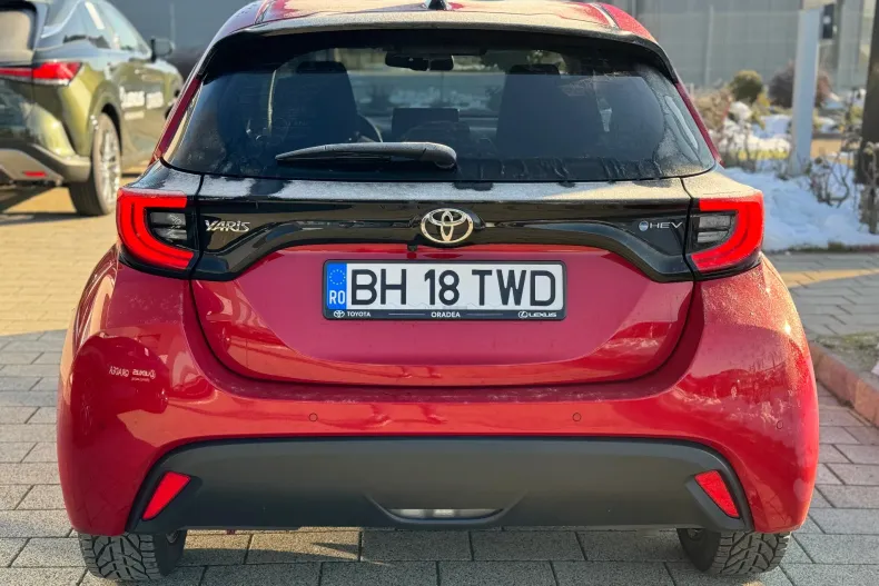 Toyota Yaris din 2025 cu 3.520 km - oferta TOY192229 - foto 6