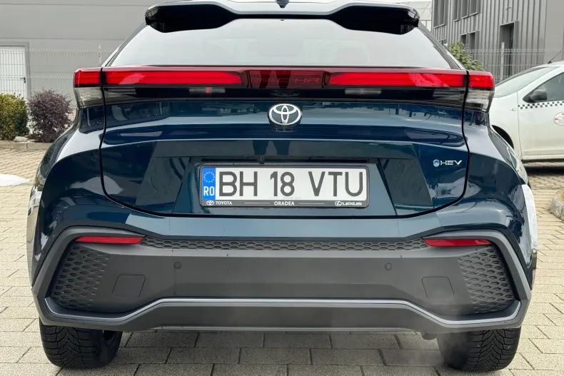 Toyota C-HR din 2025 cu 2.640 km - oferta TOY192230 - foto 6