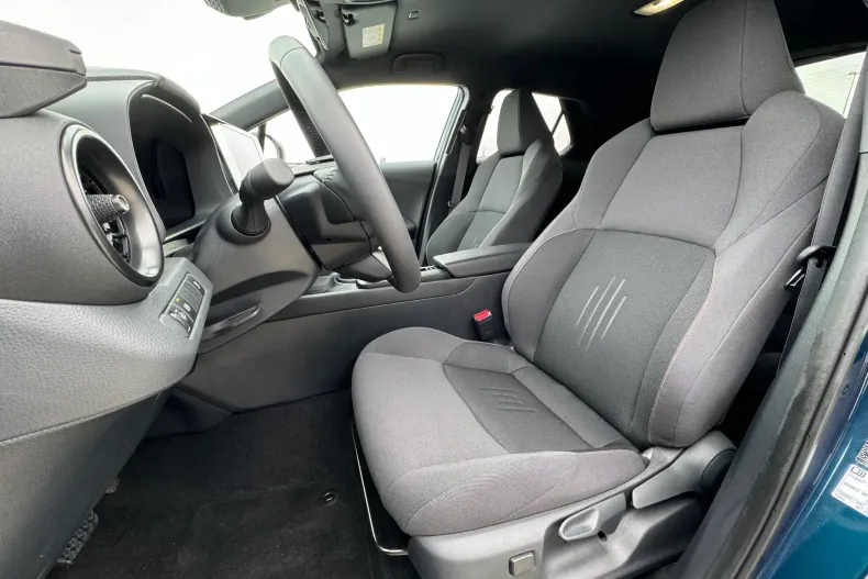 Toyota C-HR din 2025 cu 2.640 km - oferta TOY192230 - foto 14