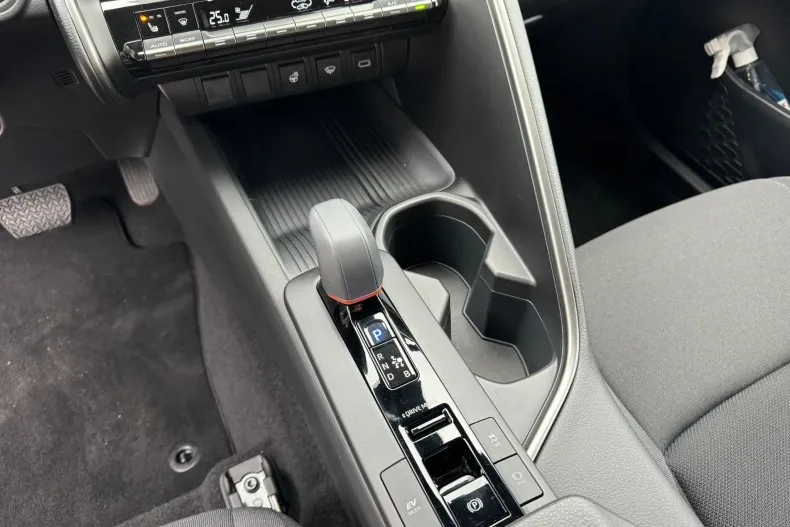 Toyota C-HR din 2025 cu 2.640 km - oferta TOY192230 - foto 19