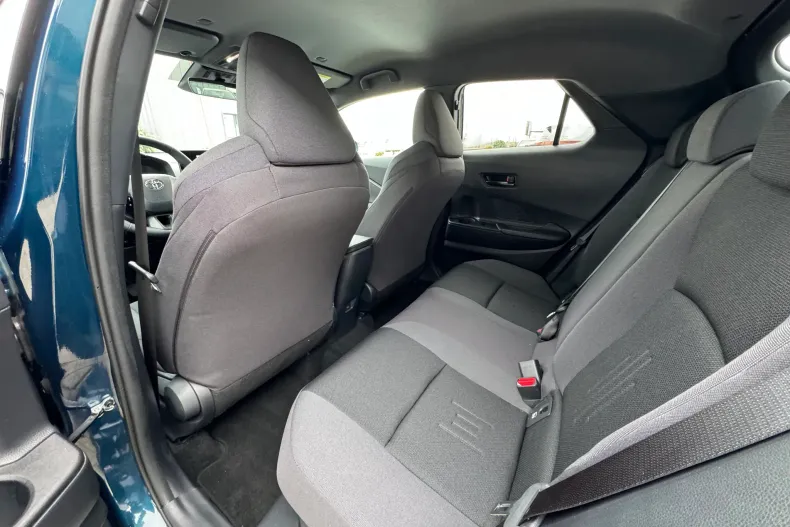 Toyota C-HR din 2025 cu 2.640 km - oferta TOY192230 - foto 27