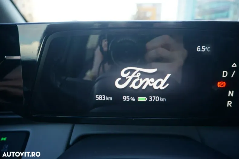 Ford Explorer din 2025 cu 1.483 km - oferta FOR192233 - foto 11