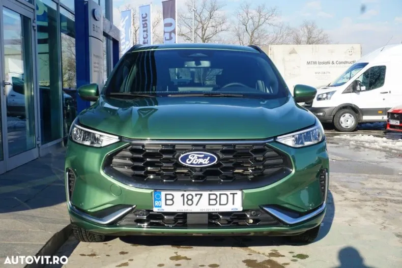 Ford Kuga din 2025 cu 3.900 km - oferta FOR192234 - foto 3