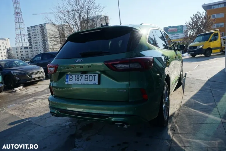 Ford Kuga din 2025 cu 3.900 km - oferta FOR192234 - foto 6