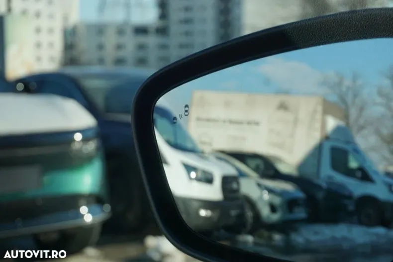 Ford Kuga din 2025 cu 3.900 km - oferta FOR192234 - foto 7