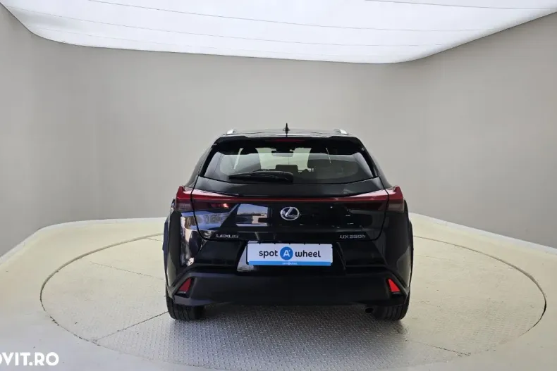 Lexus UX din 2021 cu 73.000 km - oferta LEX192248 - foto 8
