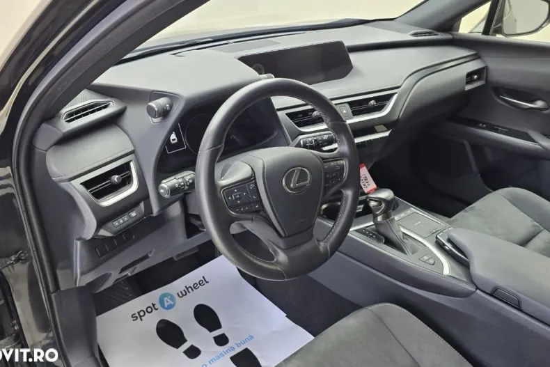Lexus UX din 2021 cu 73.000 km - oferta LEX192248 - foto 13