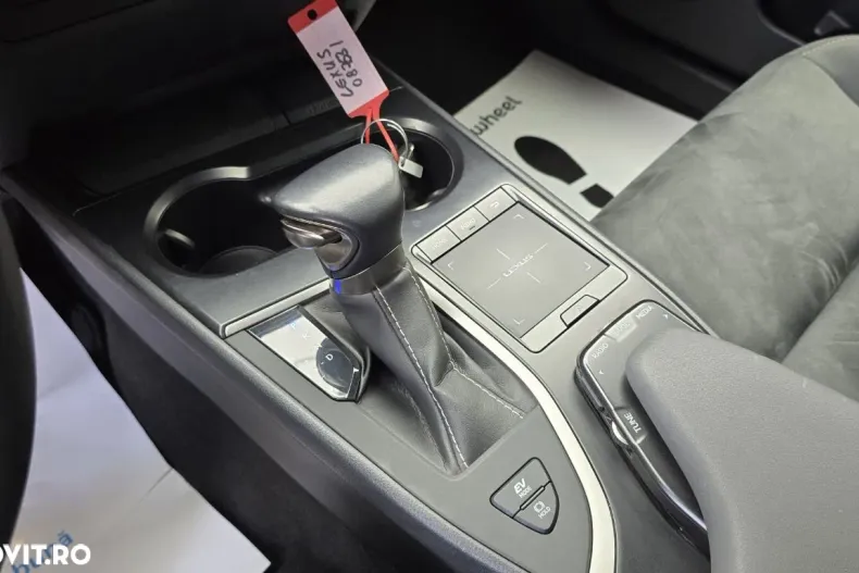 Lexus UX din 2021 cu 73.000 km - oferta LEX192248 - foto 15