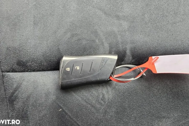 Lexus UX din 2021 cu 73.000 km - oferta LEX192248 - foto 17