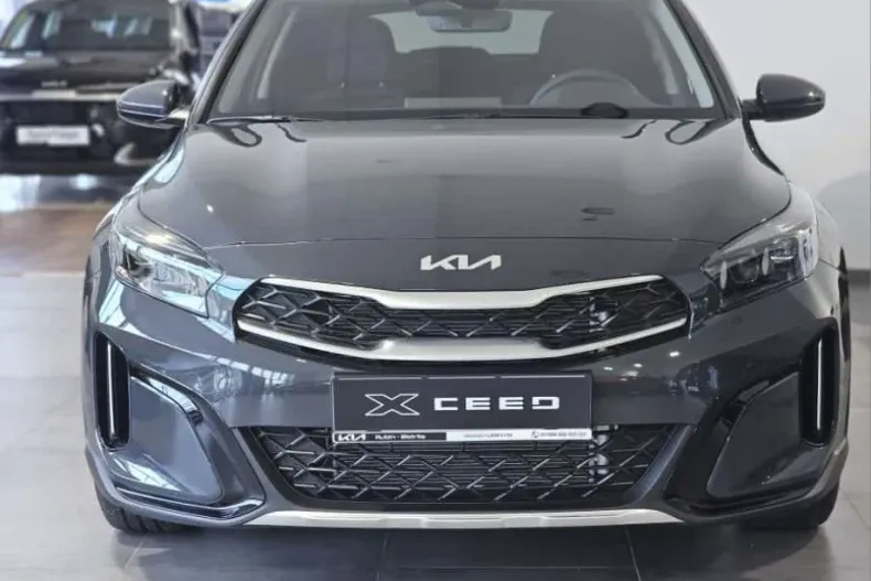 Kia XCeed din 2026 cu 1 km - oferta KIA192251 - foto 2