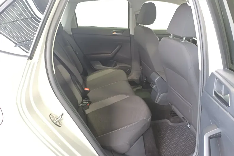 Volkswagen Polo din 2022 cu 48.388 km - oferta VOL192260 - foto 27