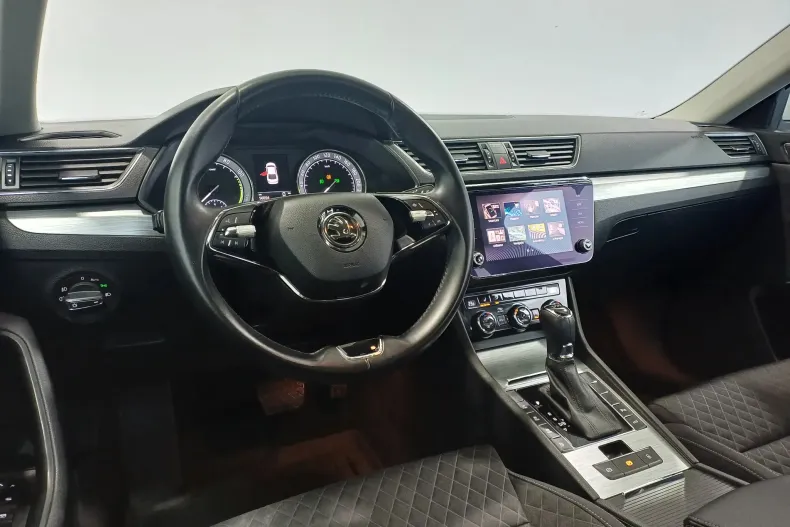 Skoda Superb din 2020 cu 56.054 km - oferta SKO192262 - foto 7