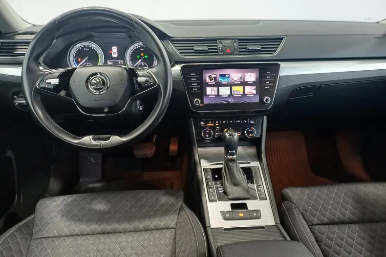 Skoda Superb din 2020 cu 56.054 km - oferta SKO192262 - foto 8