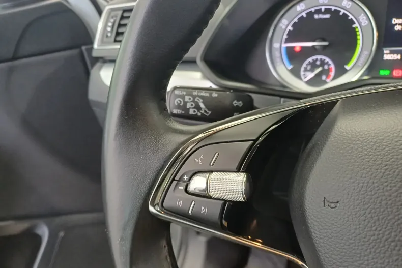 Skoda Superb din 2020 cu 56.054 km - oferta SKO192262 - foto 12