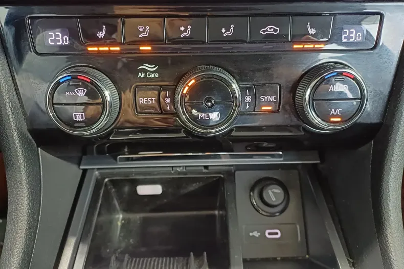 Skoda Superb din 2020 cu 56.054 km - oferta SKO192262 - foto 15