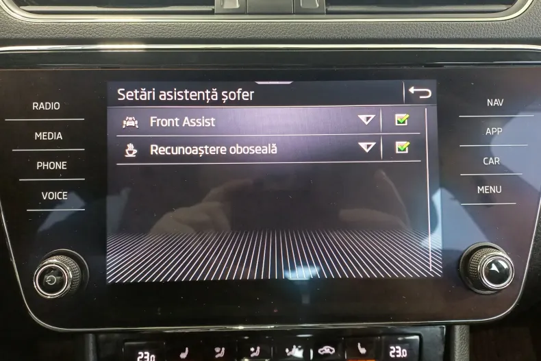 Skoda Superb din 2020 cu 56.054 km - oferta SKO192262 - foto 28