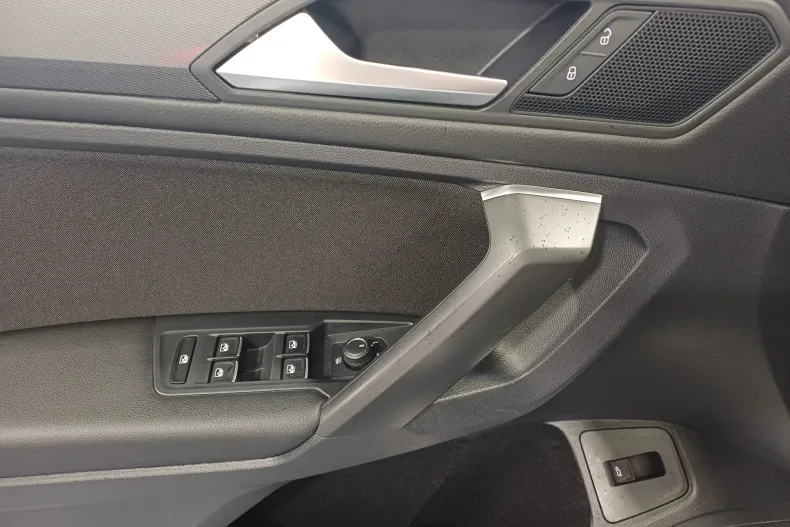 Volkswagen Tiguan din 2021 cu 88.035 km - oferta VOL192263 - foto 7