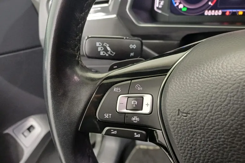 Volkswagen Tiguan din 2021 cu 88.035 km - oferta VOL192263 - foto 11