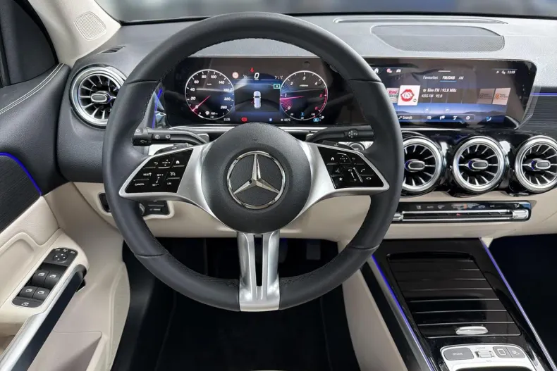 Mercedes-Benz GLB din 2025 cu 5.000 km - oferta MER192268 - foto 10