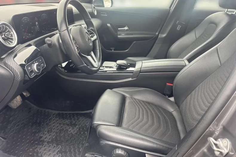 Mercedes-Benz A 180 (Clasa A) din 2021 cu 72.839 km - oferta MER192269 - foto 14