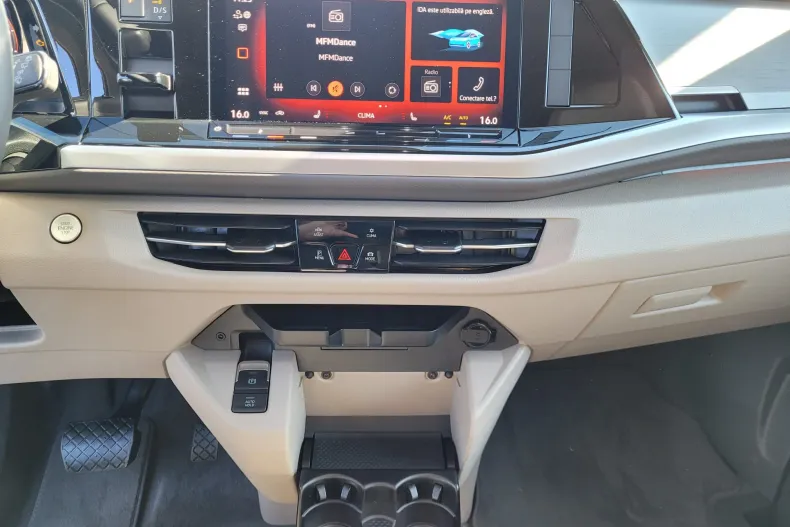 Volkswagen Multivan din 2026 cu 10 km - oferta VOL192271 - foto 11