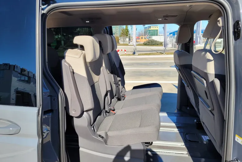 Volkswagen Multivan din 2026 cu 10 km - oferta VOL192271 - foto 12