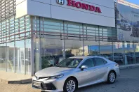 Toyota Camry din 2022 cu 14.215 km - oferta TOY192283 - foto 1