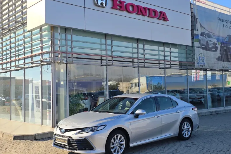 Toyota Camry din 2022 cu 14.215 km - oferta TOY192283 - foto 1